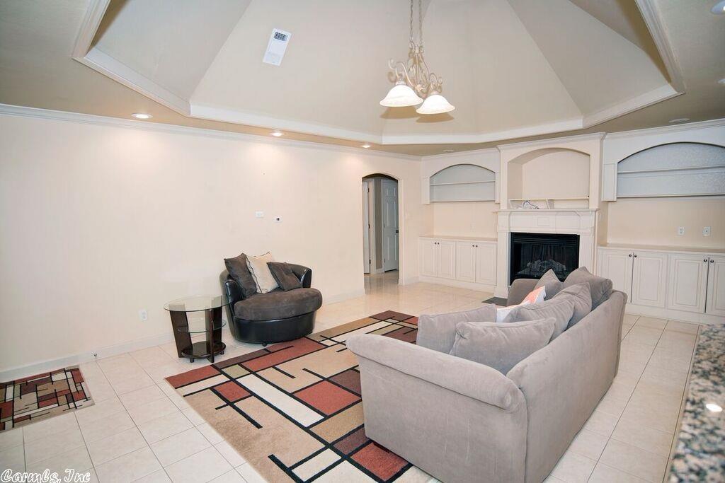 1408 Donaghey, Conway, AR 72032