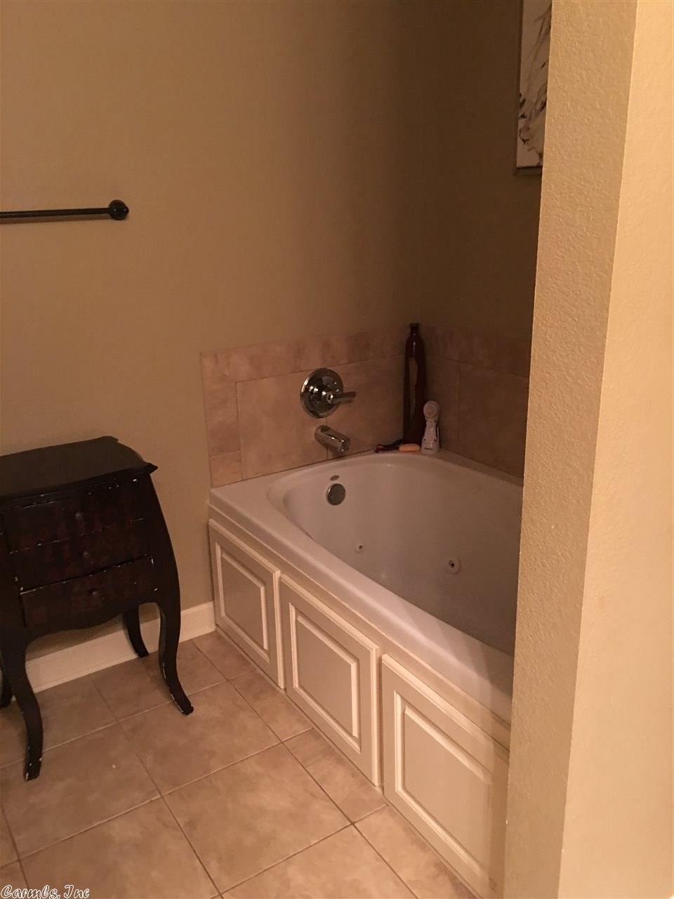 51 Eaglebrook Drive, Conway, AR 72032