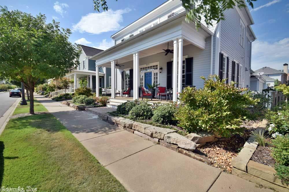 860 Reynolds Ave, Conway, AR 72032