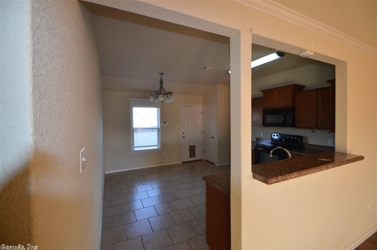 3610 Treetop Circle, Conway, AR 72034