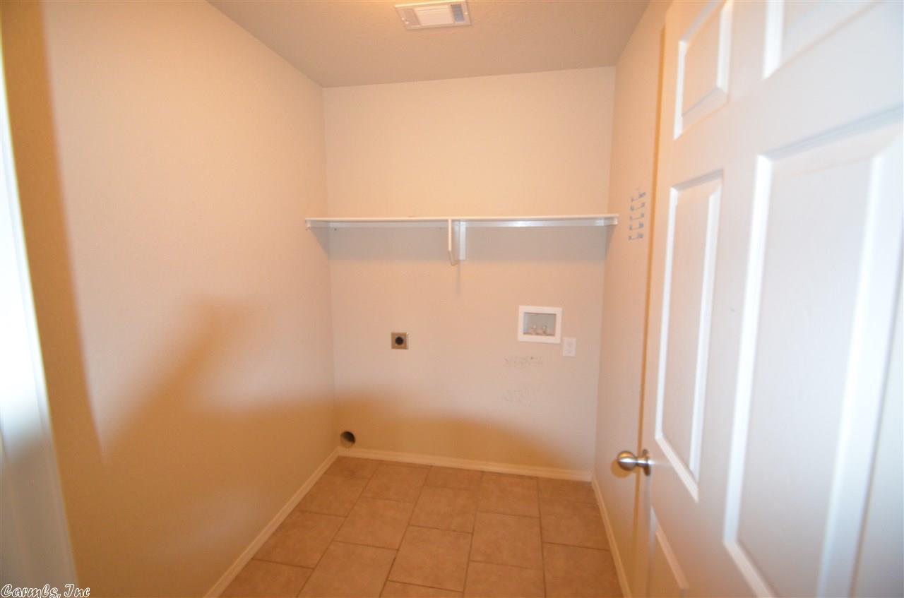 3610 Treetop Circle, Conway, AR 72034