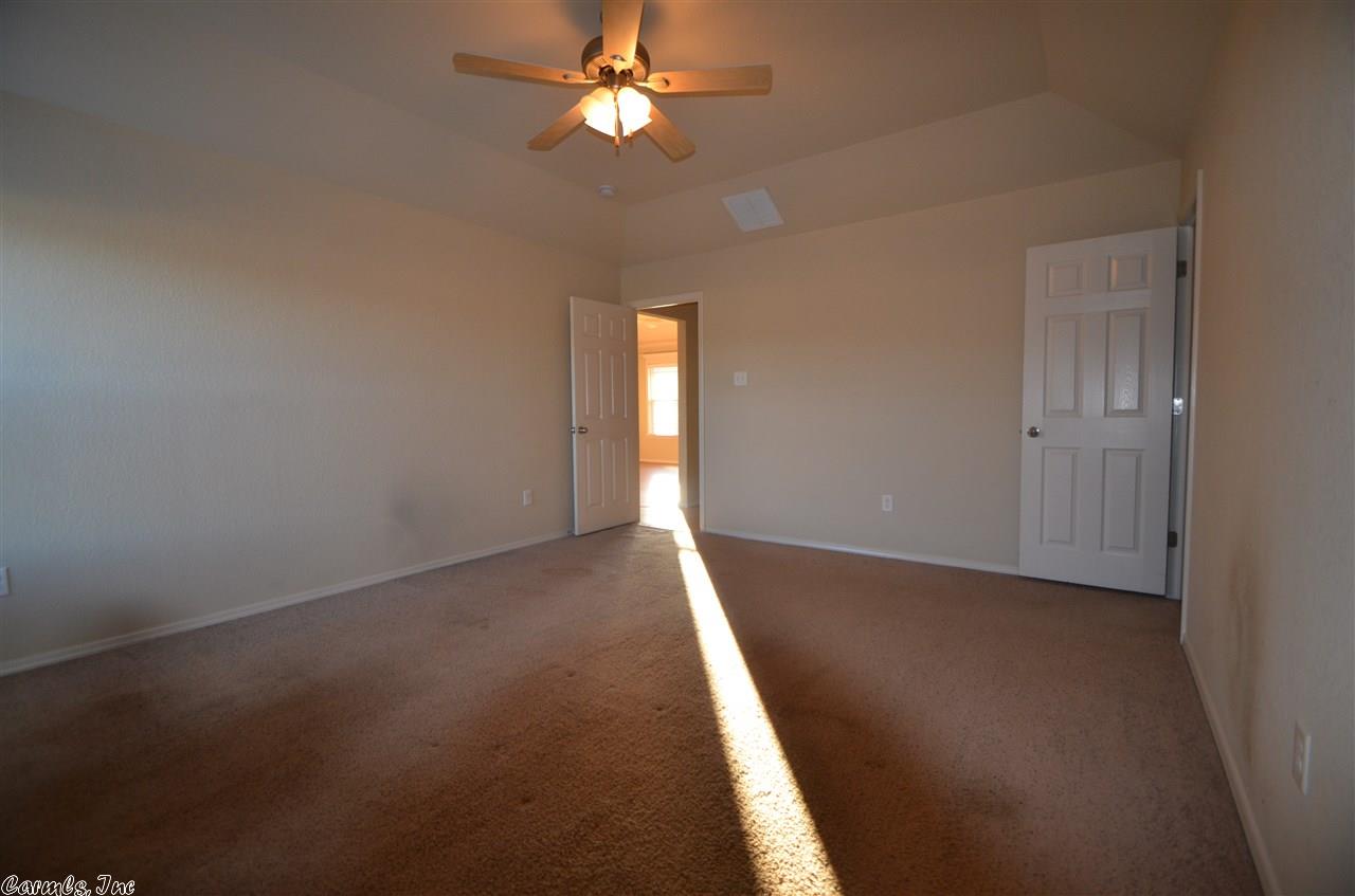 3610 Treetop Circle, Conway, AR 72034