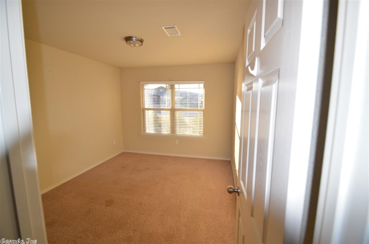 3610 Treetop Circle, Conway, AR 72034