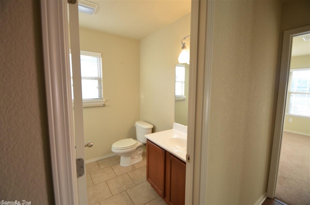 3610 Treetop Circle, Conway, AR 72034