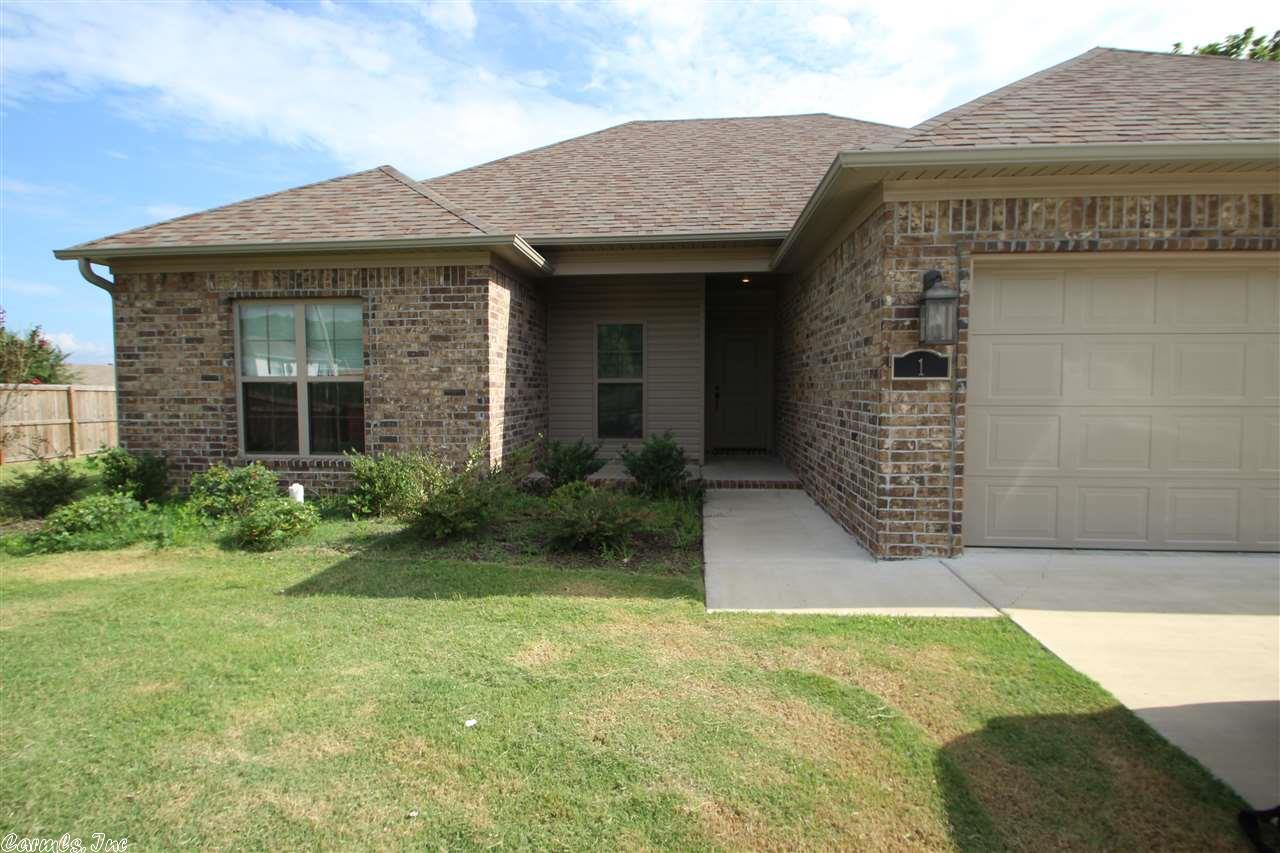 1 Wallace Way, Vilonia, AR 72034
