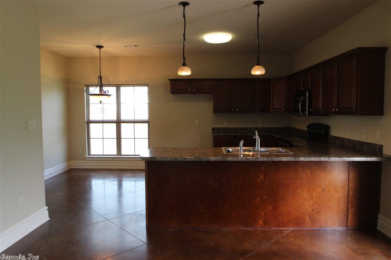 1 Wallace Way, Vilonia, AR 72034