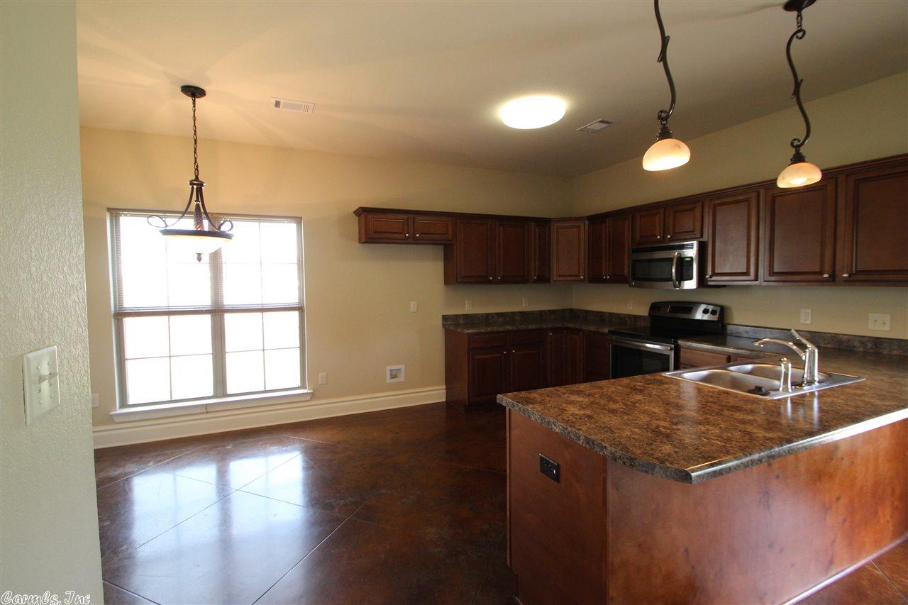 1 Wallace Way, Vilonia, AR 72034