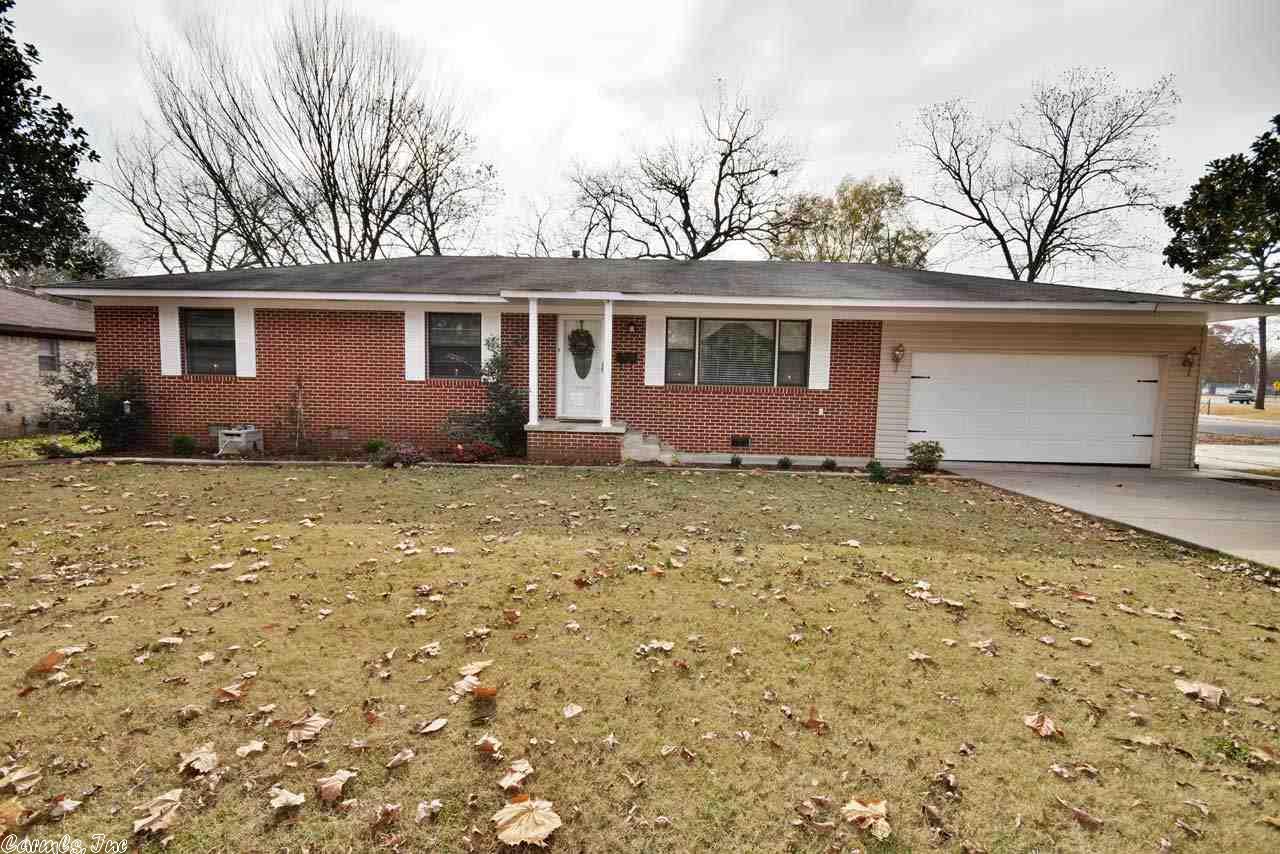 2159 Hickory Street, Conway, AR 72034