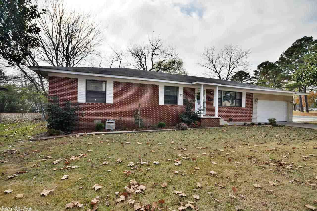 2159 Hickory Street, Conway, AR 72034