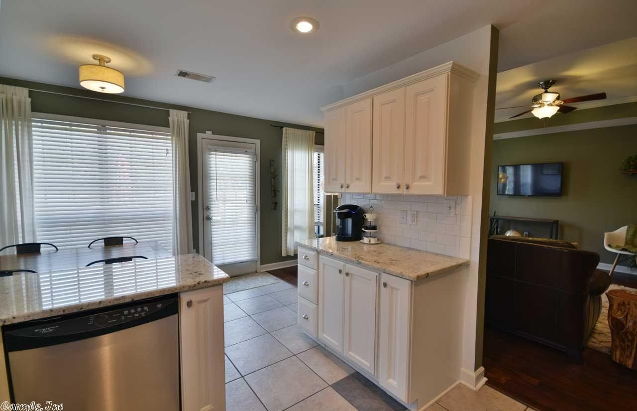 2450 Apple Blossom Lane, Conway, AR 72034