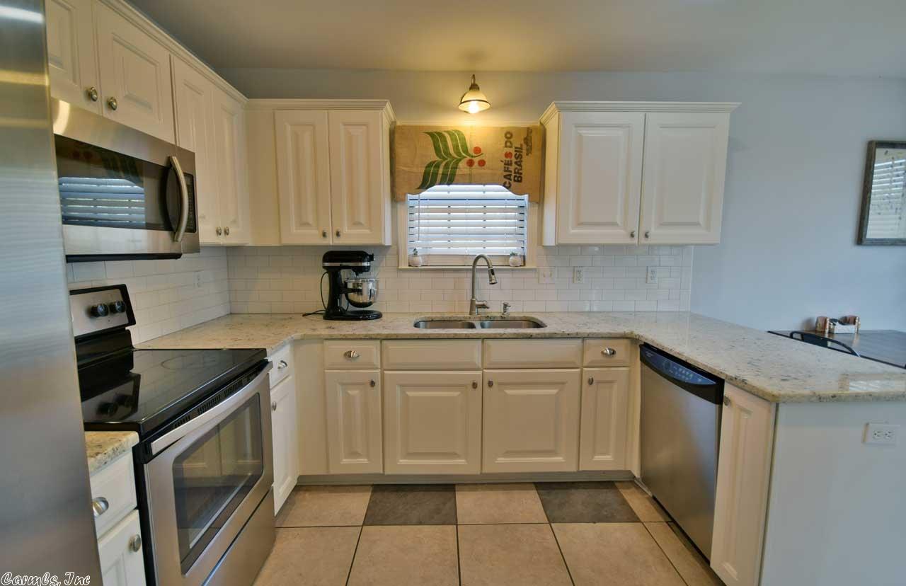 2450 Apple Blossom Lane, Conway, AR 72034