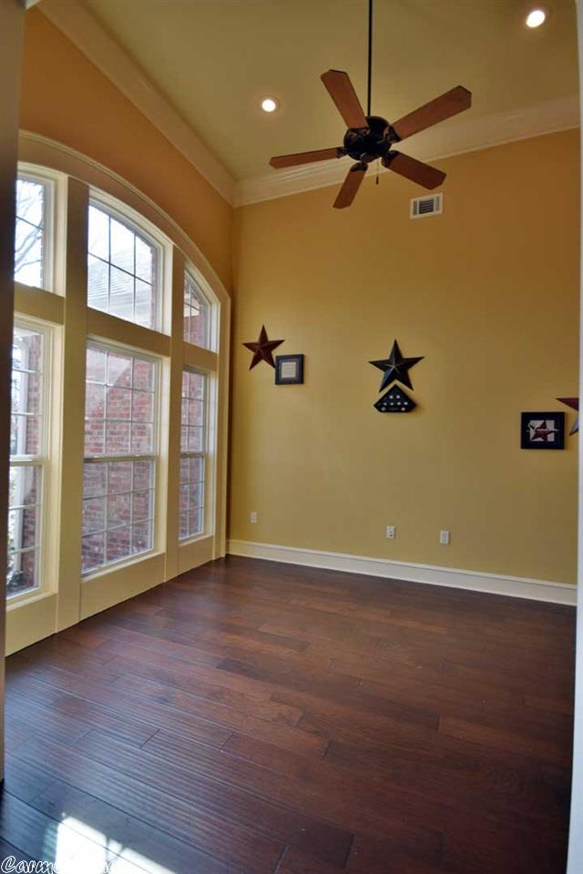 2820 Glohaven Drive, Conway, AR 72034