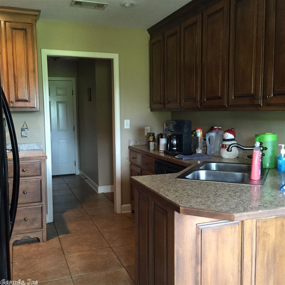 287 Merritt Rd, Greenbrier, AR 72058