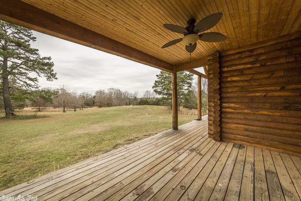 40 Taylor Field Road, Greenbrier, AR 72058