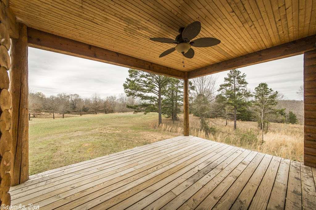 40 Taylor Field Road, Greenbrier, AR 72058