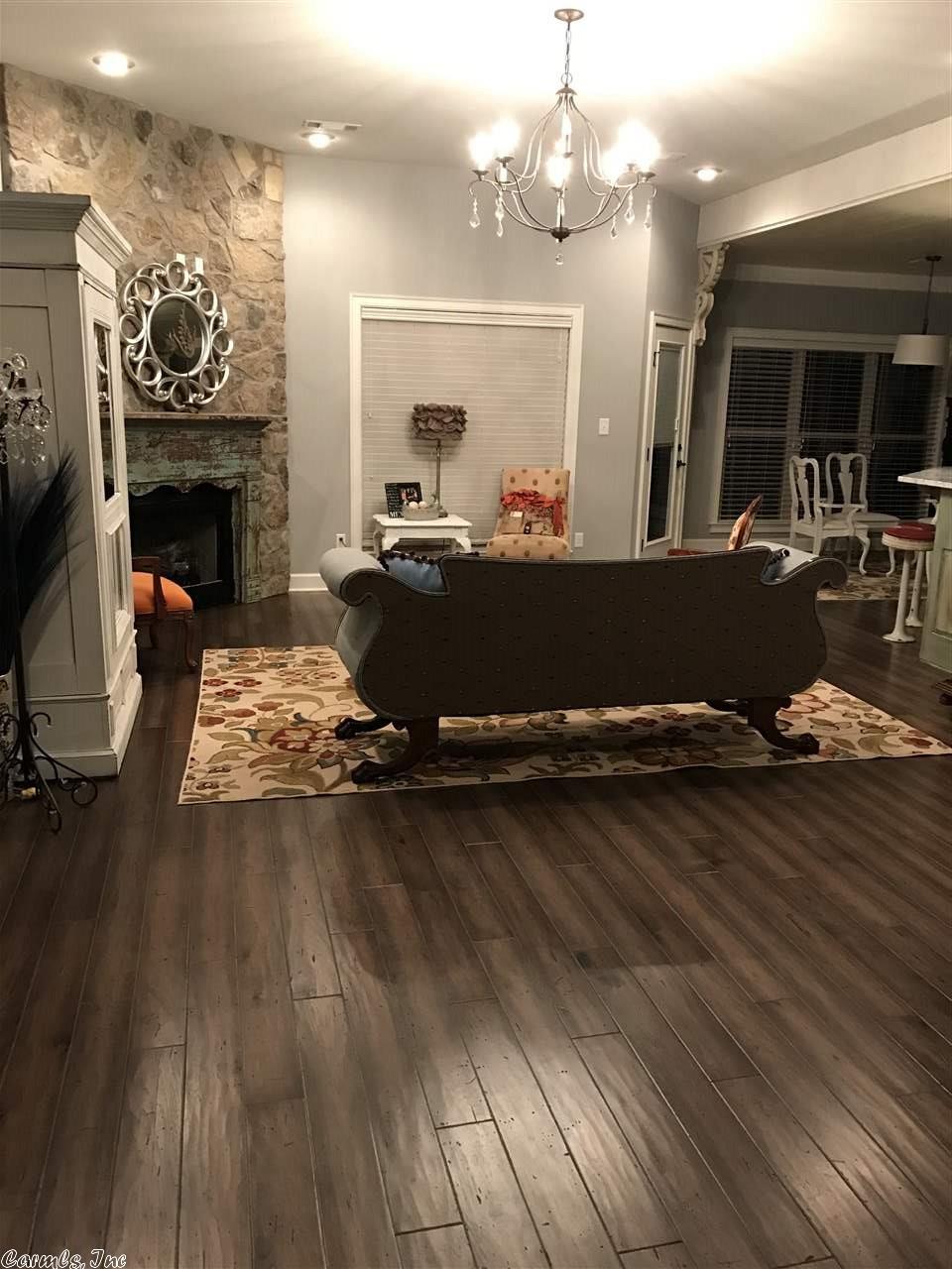 101 Burgess Ln, Greenbrier, AR 72058