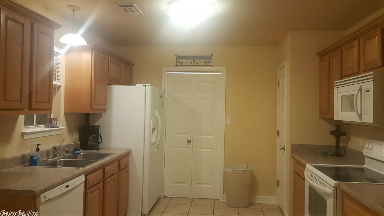 21962 SILVER MAPLEDRIVE, Hensley, AR 72065