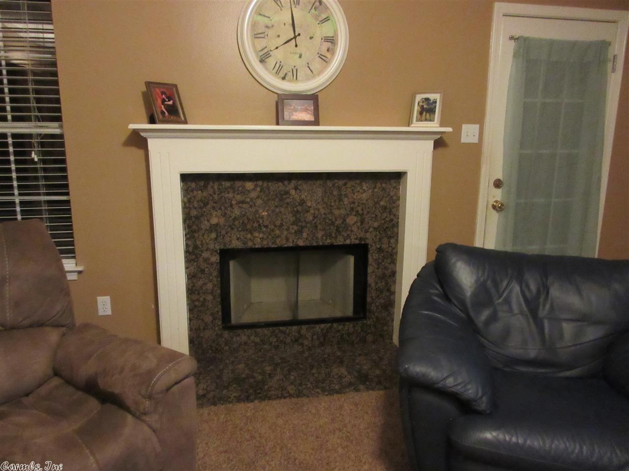 1656 Sugar Maple, Hensley, AR 72065