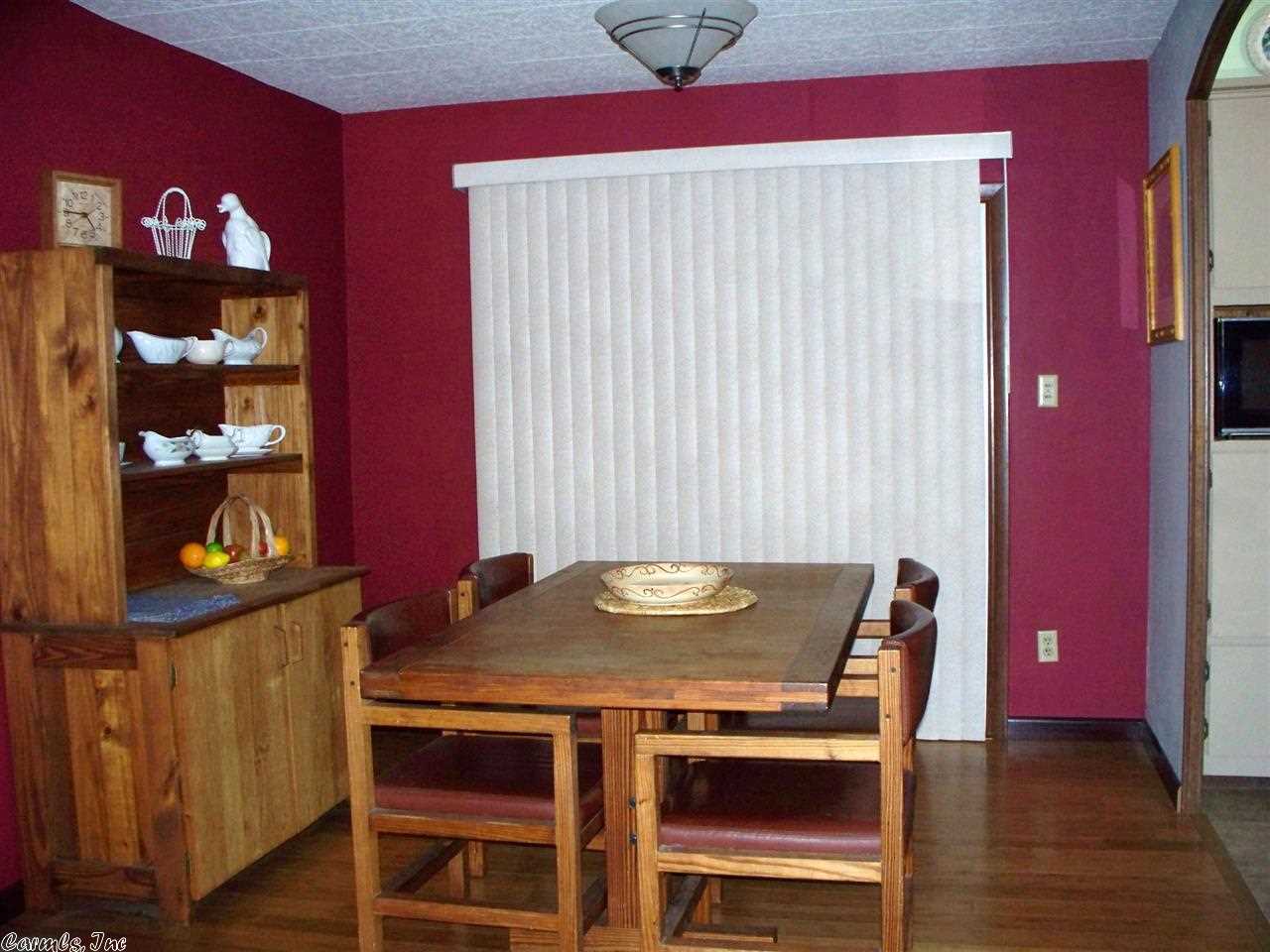 10200 Edgemont Rd., Greers Ferry, AR 72067