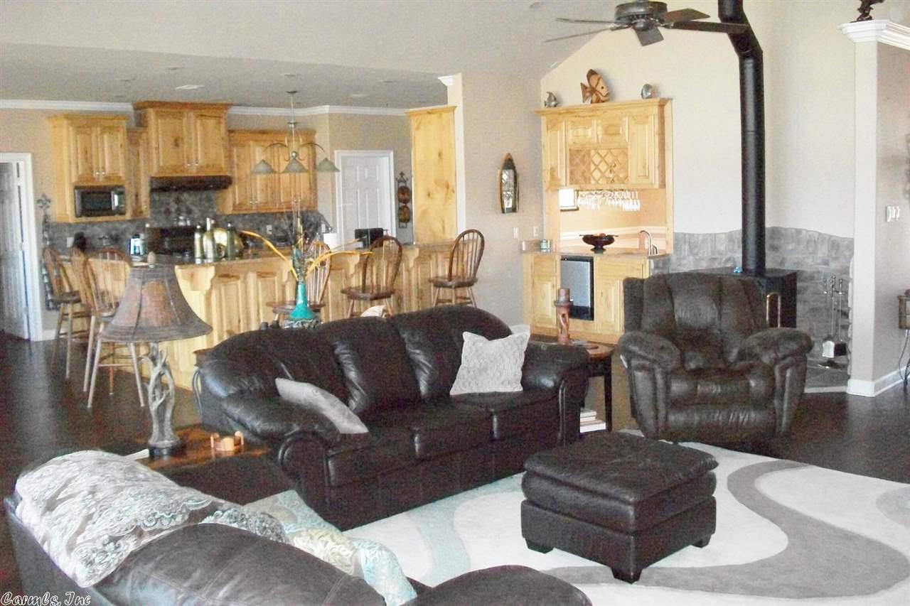 410 Emerald Lane, Greers Ferry, AR 72067
