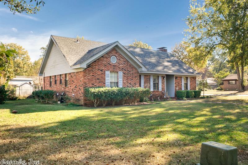 100 Quincy Cove, Jacksonville, AR 72076