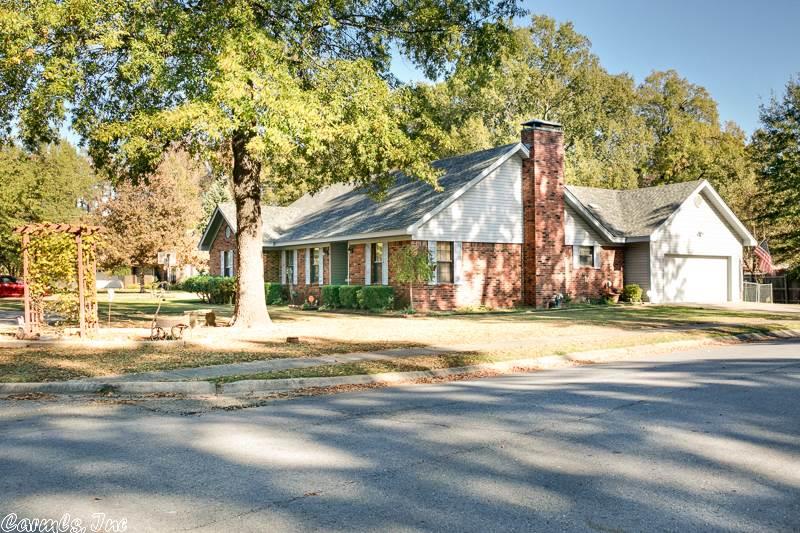 100 Quincy Cove, Jacksonville, AR 72076