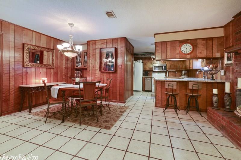 100 Quincy Cove, Jacksonville, AR 72076