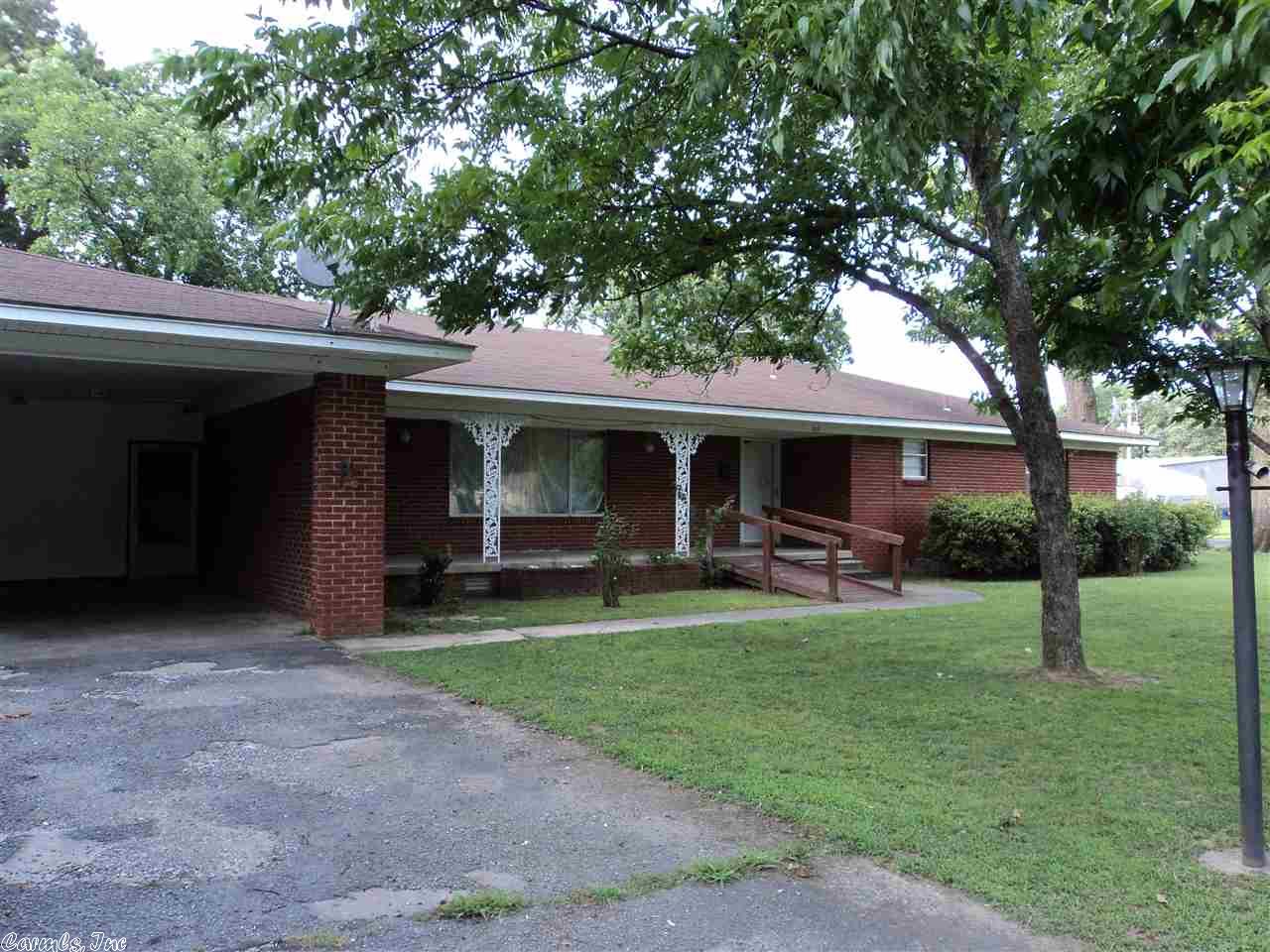 210 W 6th Street, Lonoke, AR 72086