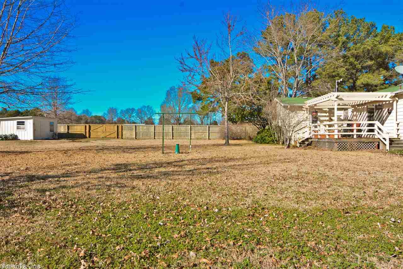 102 Justice Ln, Lonoke, AR 72086
