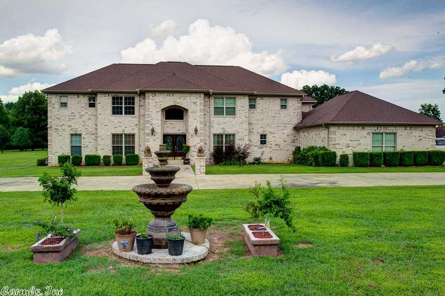 75 S Keith Dr, Lonoke, AR 72086