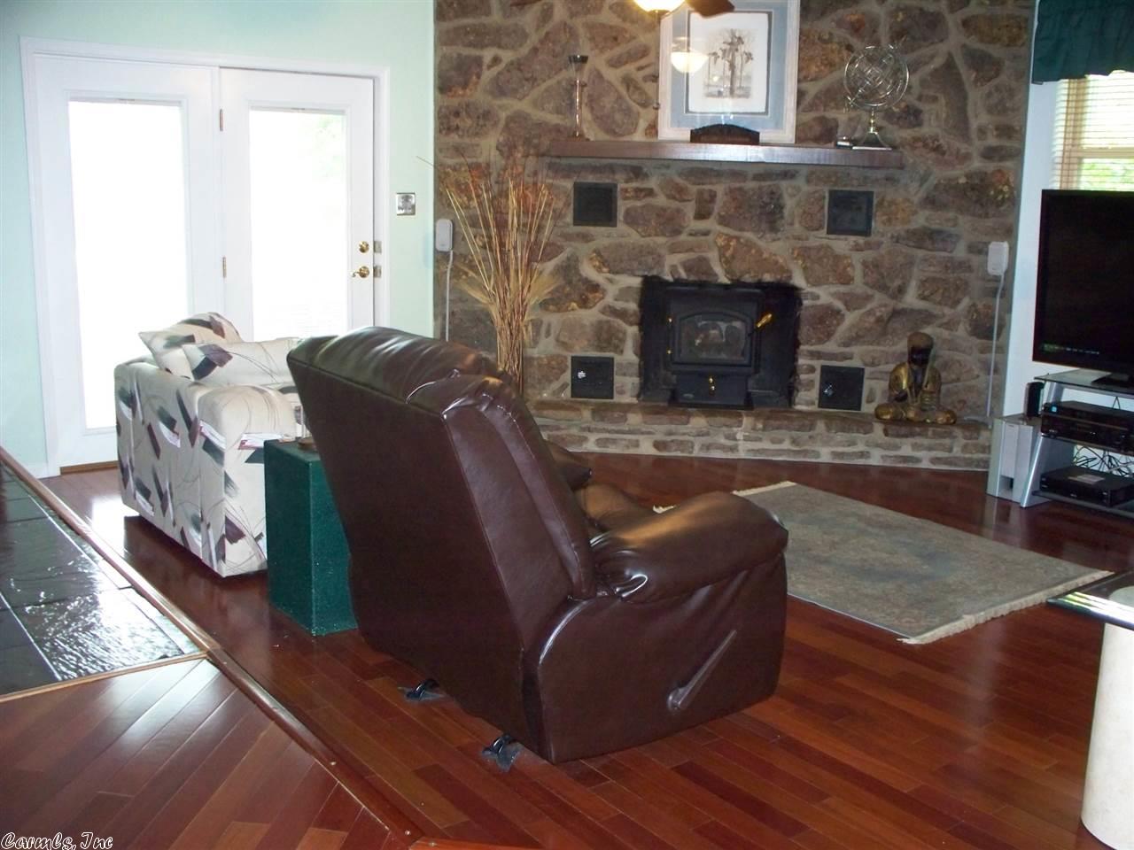 403 Castle Ridge Heights, Fairfield Bay, AR 72088