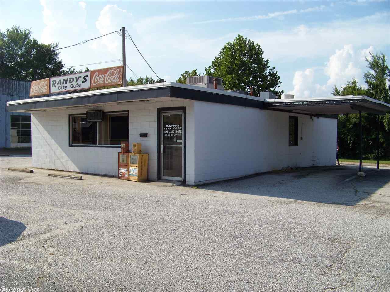 1216 E Page, Malvern, AR 72104