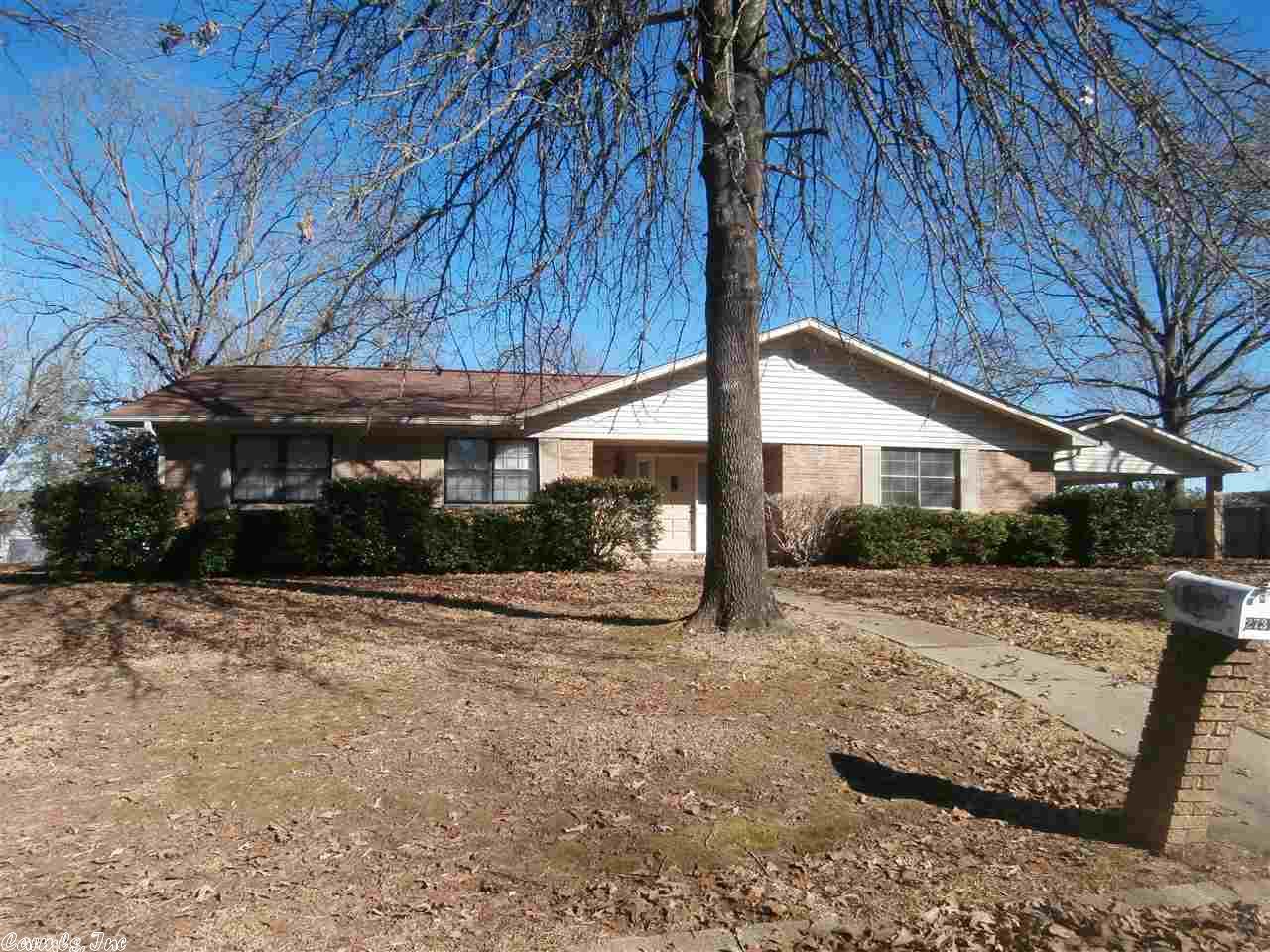 2731 Southgate Drive, Malvern, AR 72104