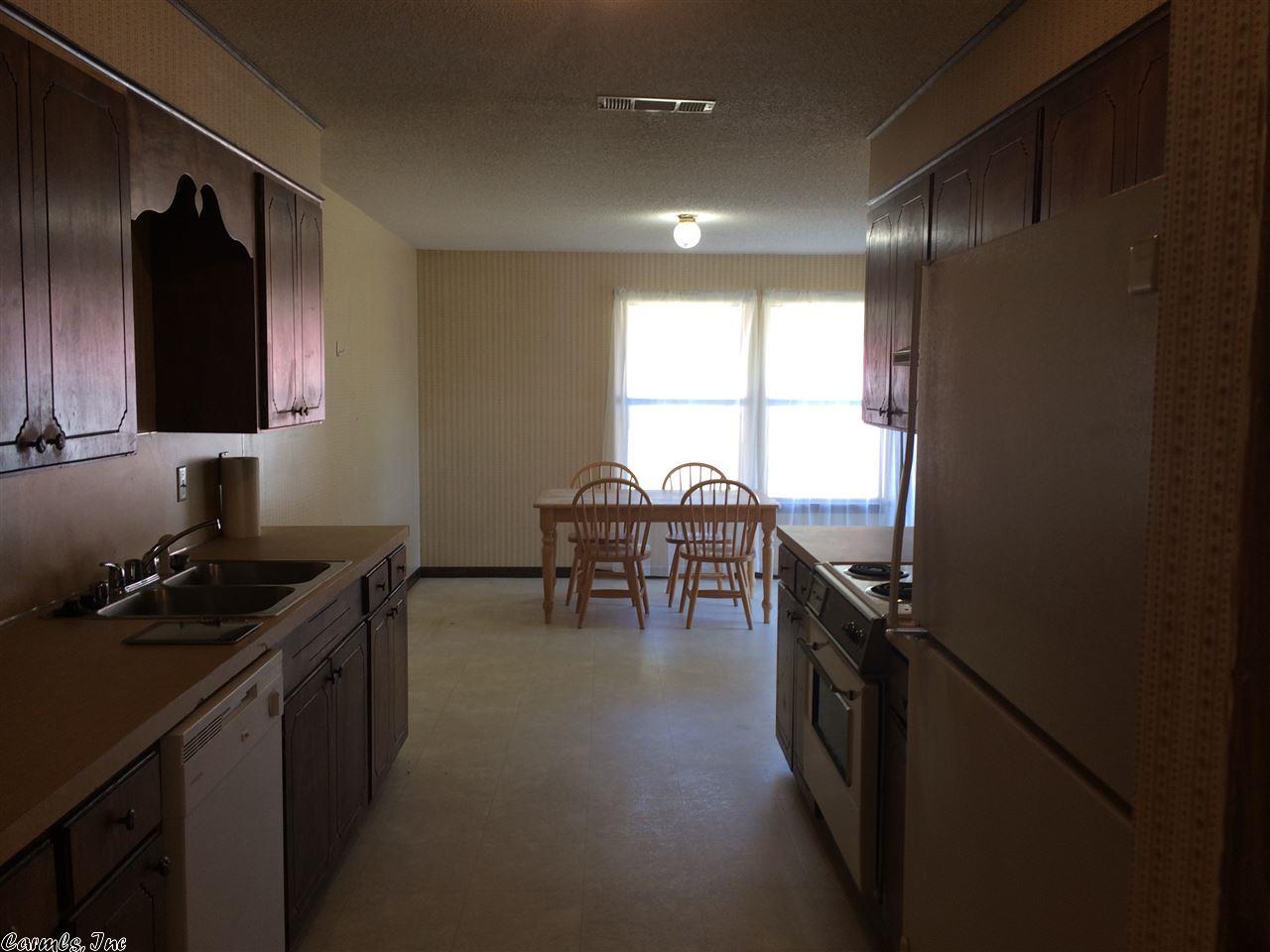 9 Green Lane, Morrilton, AR 72110