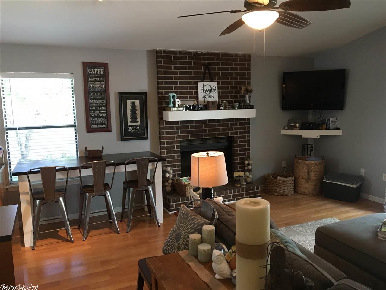 33 Oakridge Drive, Maumelle, AR 72113