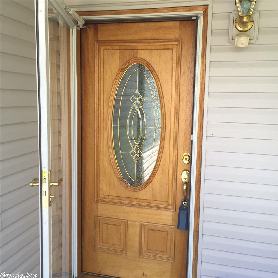 39 Oak Forest Drive, Maumelle, AR 72113