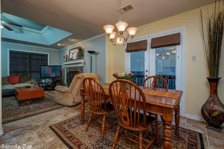 15 Green Oaks Cove, Maumelle, AR 72113