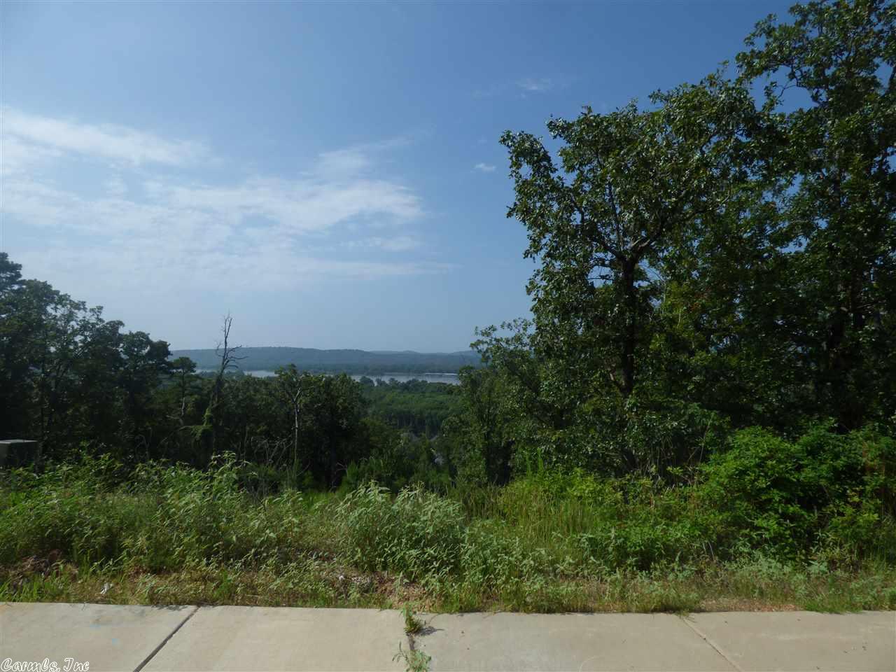 173 Manitou Dr, Maumelle, AR 72113