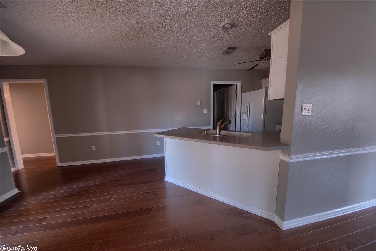1 Garden Oaks Lane, Maumelle, AR 72113