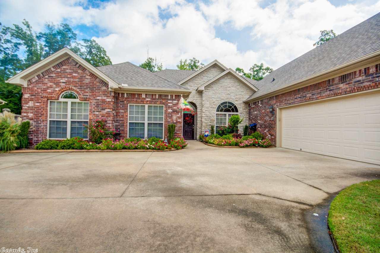 281 Lake Valley Drive, Maumelle, AR 72113