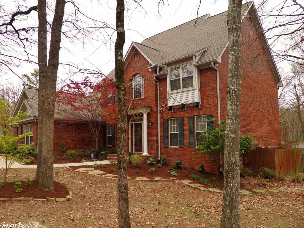 5 Nicklaus Dr, Maumelle, AR 72113