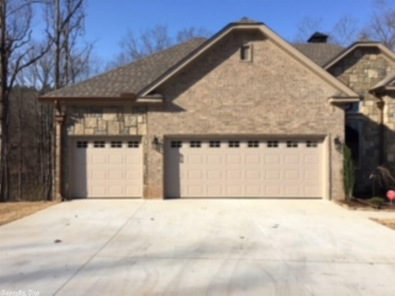 126 Eagle Ridge Dr, Maumelle, AR 72113