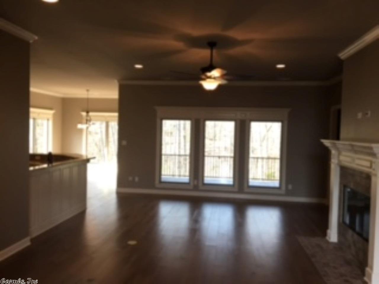 126 Eagle Ridge Dr, Maumelle, AR 72113
