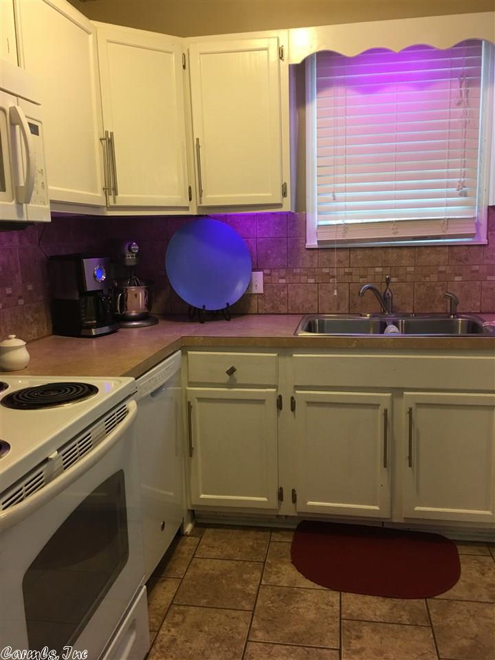 3818 N MAGNOLIA Street, North Little Rock, AR 72114