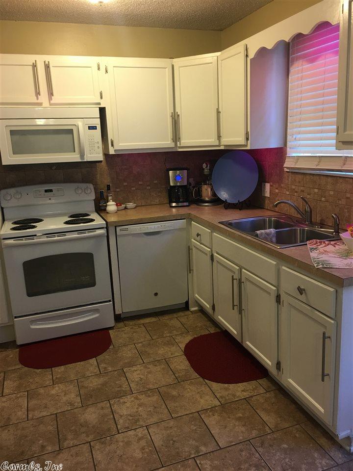 3818 N MAGNOLIA Street, North Little Rock, AR 72114
