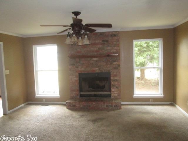 8016 Coleridge Dr, North Little Rock, AR 72116