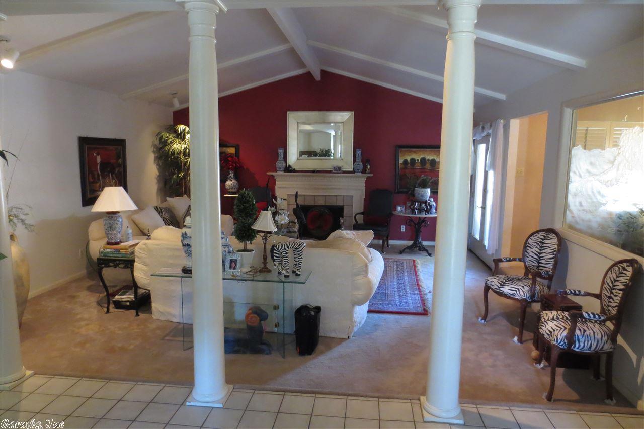 36 Heritage Park Cir, North Little Rock, AR 72116