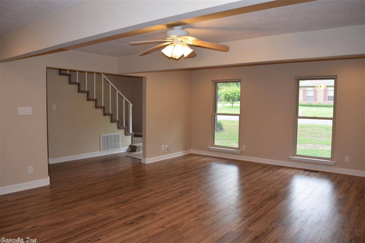 19 Houston Drive, Sherwood, AR 72120