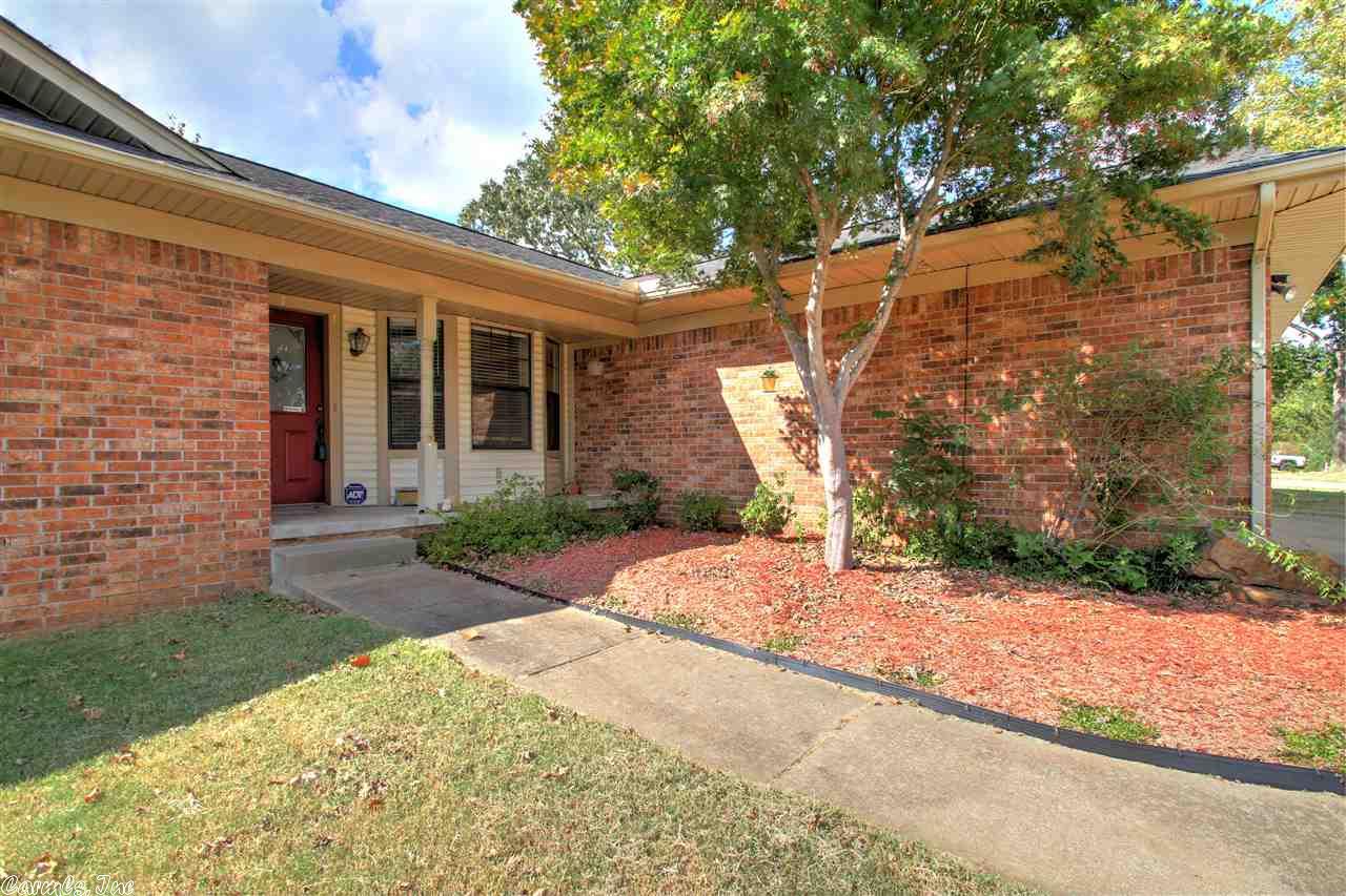 111 Katye Lane, Sherwood, AR 72120