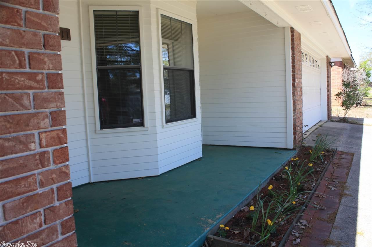 111 Shadow Oaks Drive, Sherwood, AR 72120